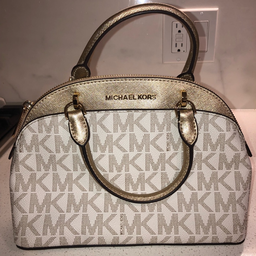 Michael Kors purse